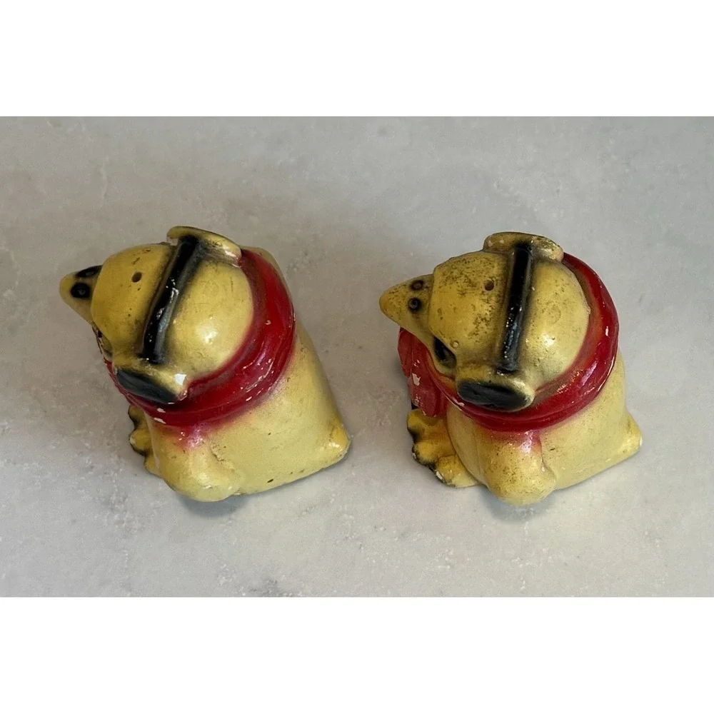 Vtg Penguins Yellow Birds Ear Muffs Scarves Salt‎ and Pepper Shakers Made In USA